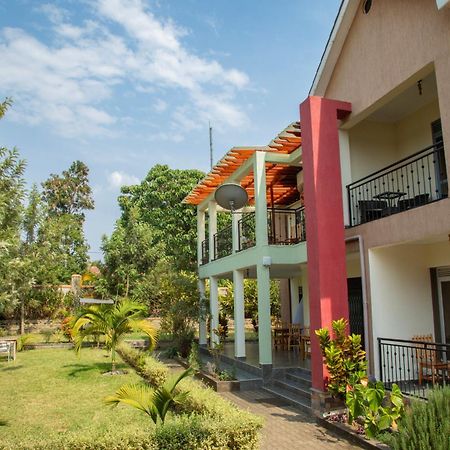 Silver Oaks Hotel Boma Fort Portal Eksteriør billede
